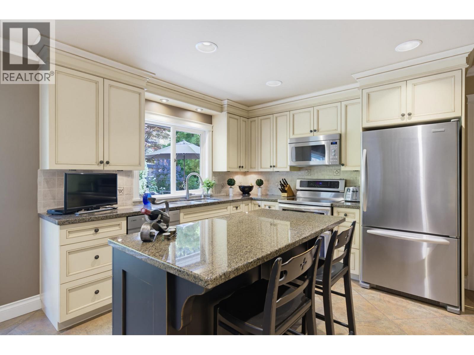 5471 Woodpecker Drive, Richmond, British Columbia  V7E 5P4 - Photo 11 - R3154392