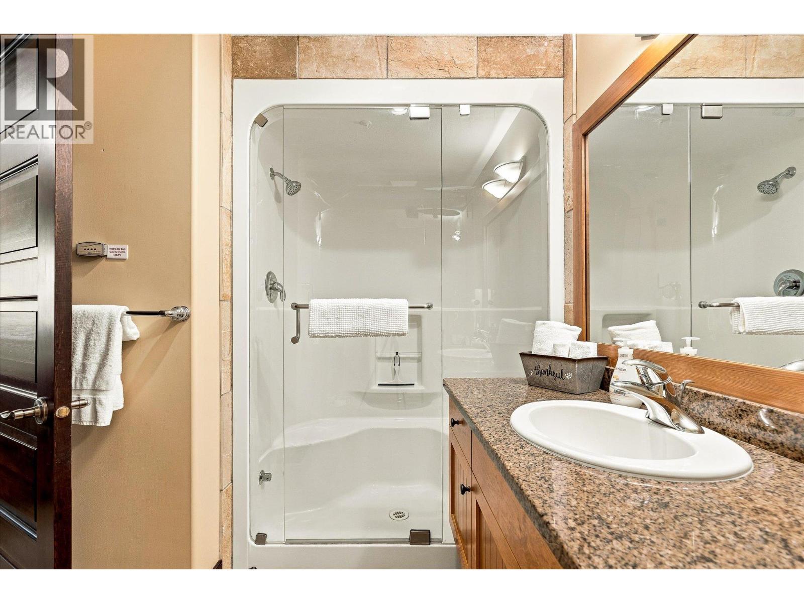 7700 Porcupine Road Unit# 306, Big White, British Columbia  V1P 1T4 - Photo 37 - 10397259