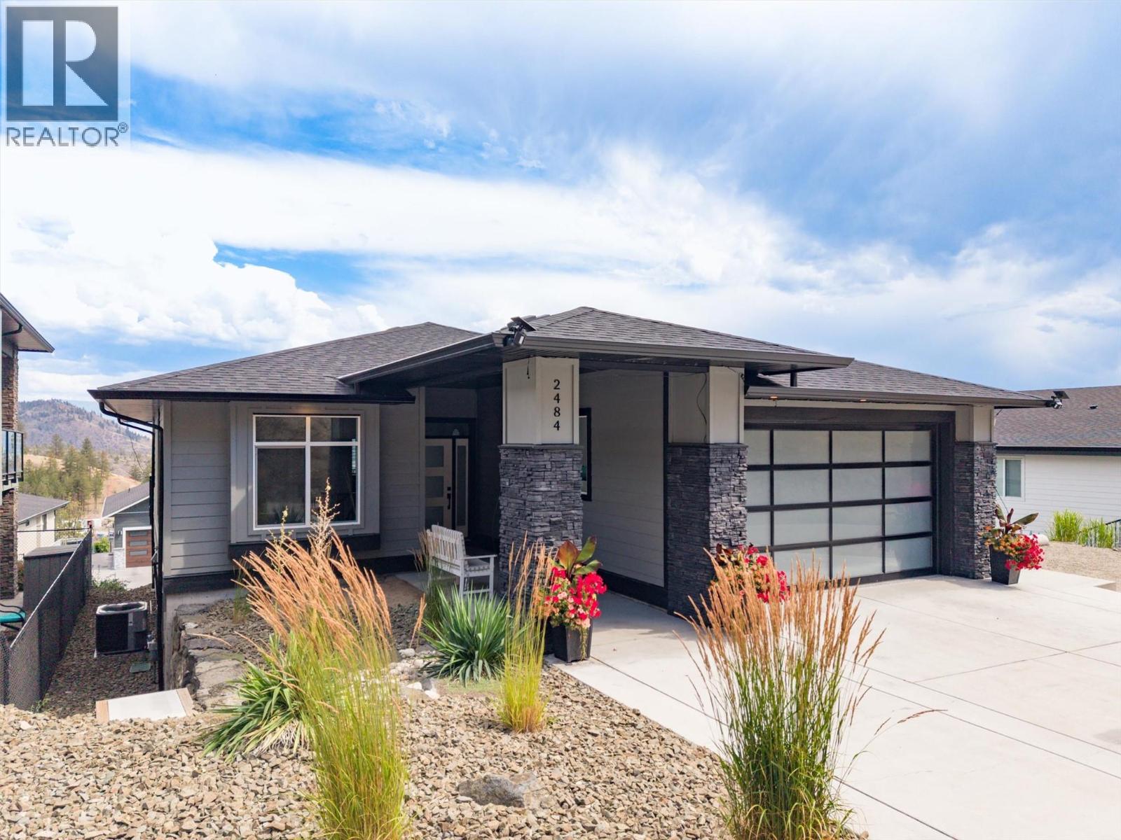 2484 Tallus Heights Lane, West Kelowna, British Columbia