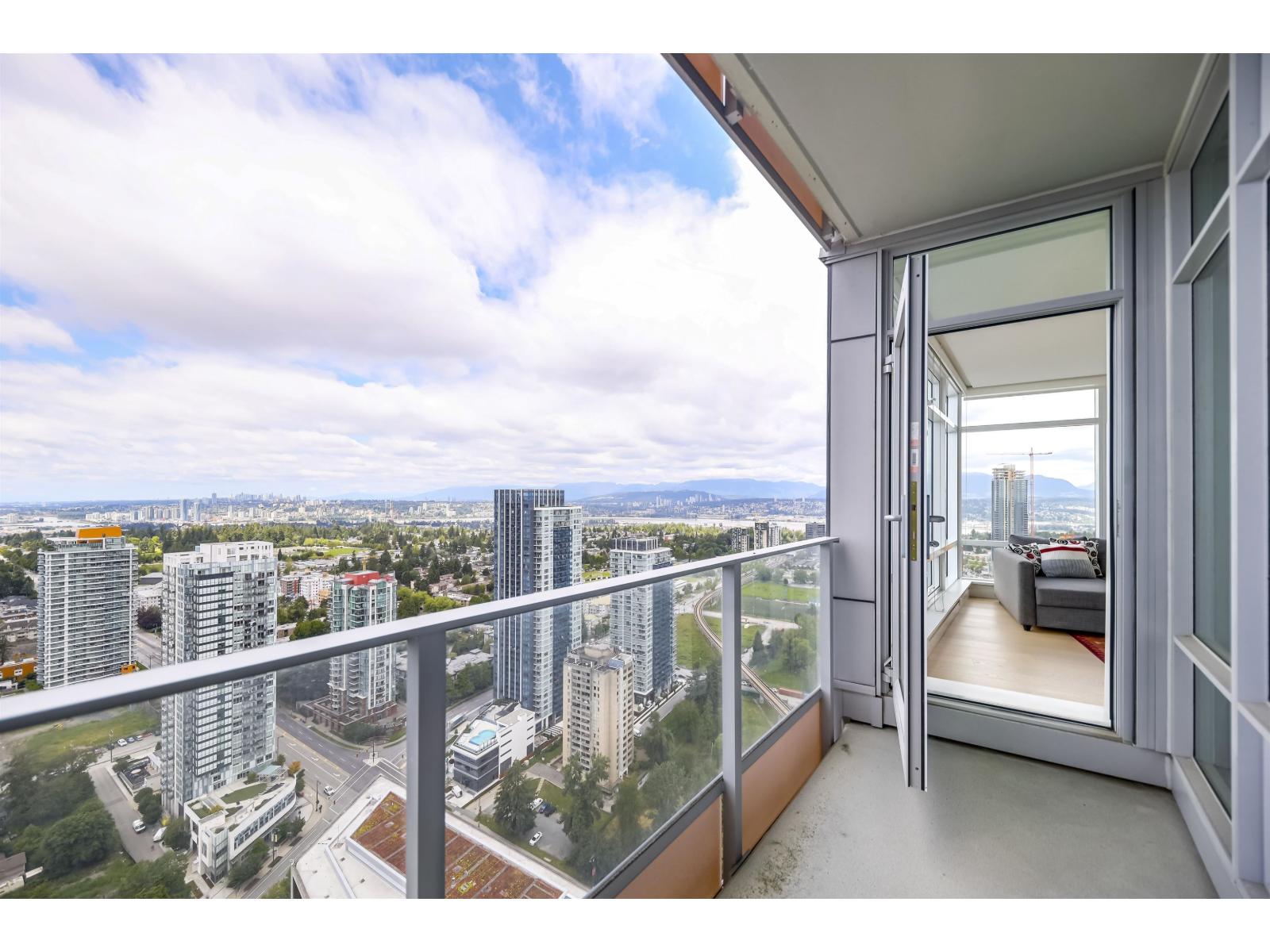 3709 13495 Central Avenue, Surrey, British Columbia  V3T 0K2 - Photo 6 - R3154348