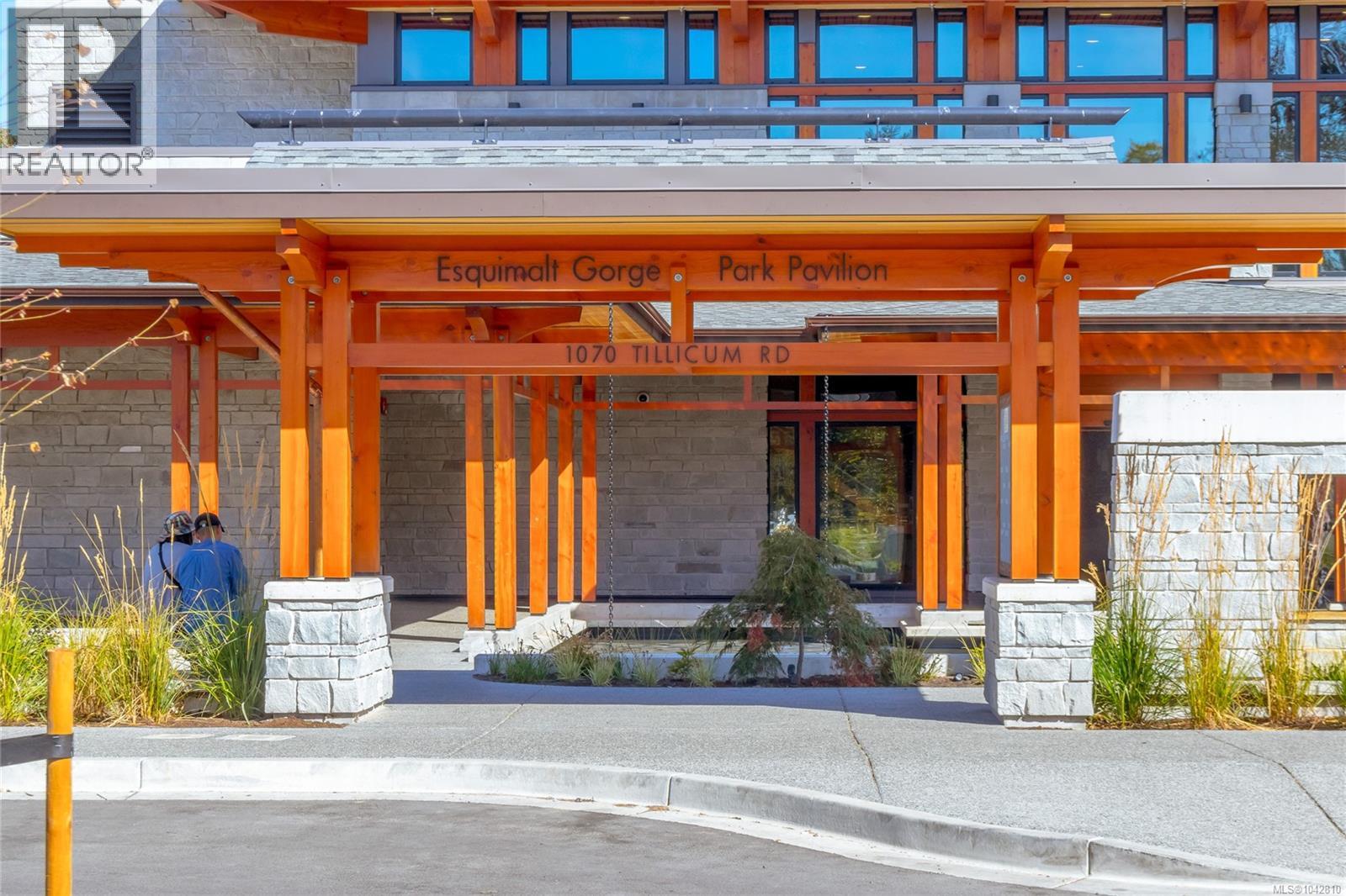 883 Lampson St, Esquimalt, British Columbia  V9A 6B6 - Photo 46 - 1042810