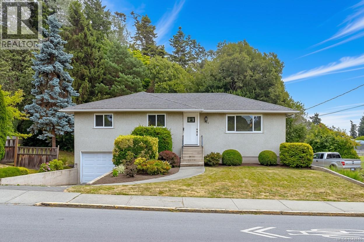883 Lampson St, Esquimalt, British Columbia  V9A 6B6 - Photo 4 - 1042810