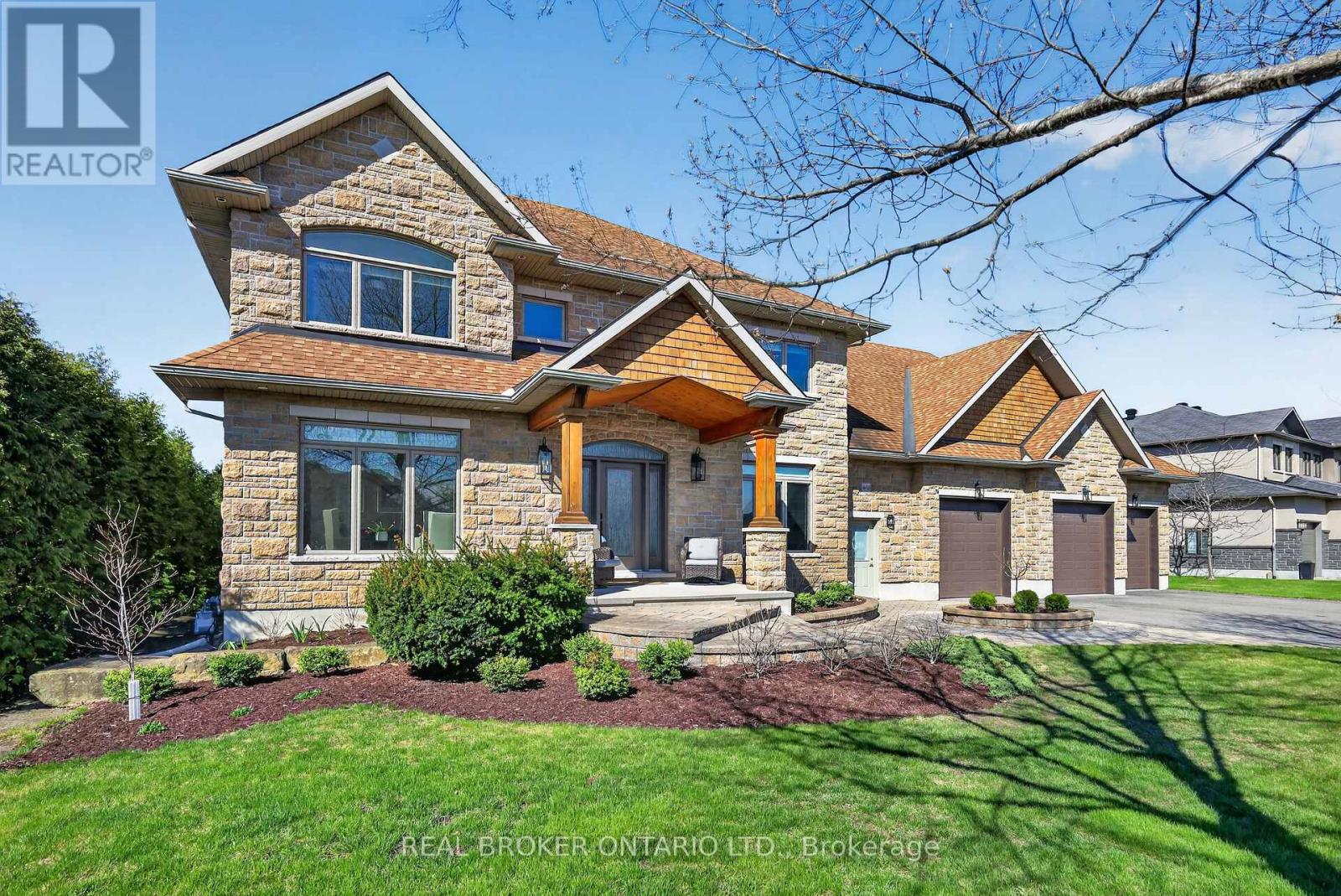 465 Lockmaster Crescent, Ottawa, Ontario K4M 1L9 - Photo 2 - X13659984