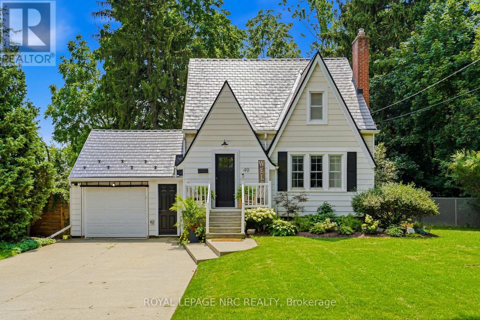 49 SMITH STREET, Welland, Ontario