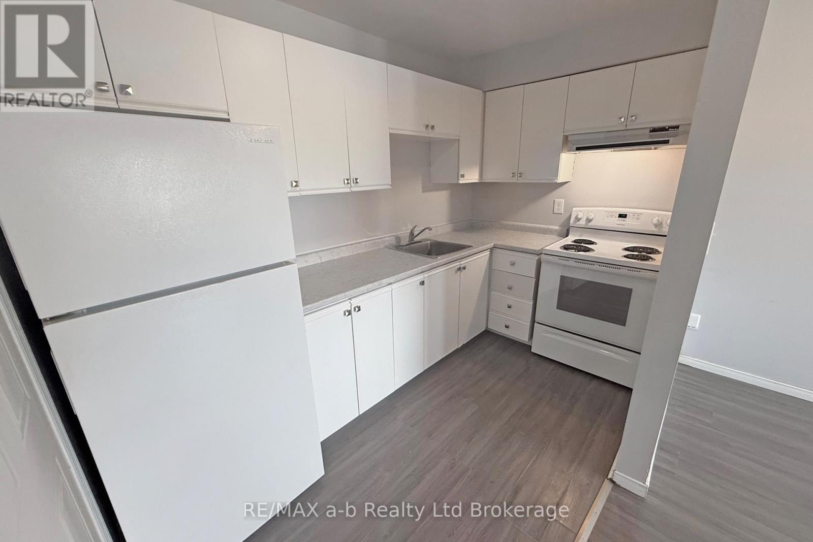36 - 64 Hiawatha Road, Woodstock, Ontario  N4T 1P4 - Photo 14 - X13659970