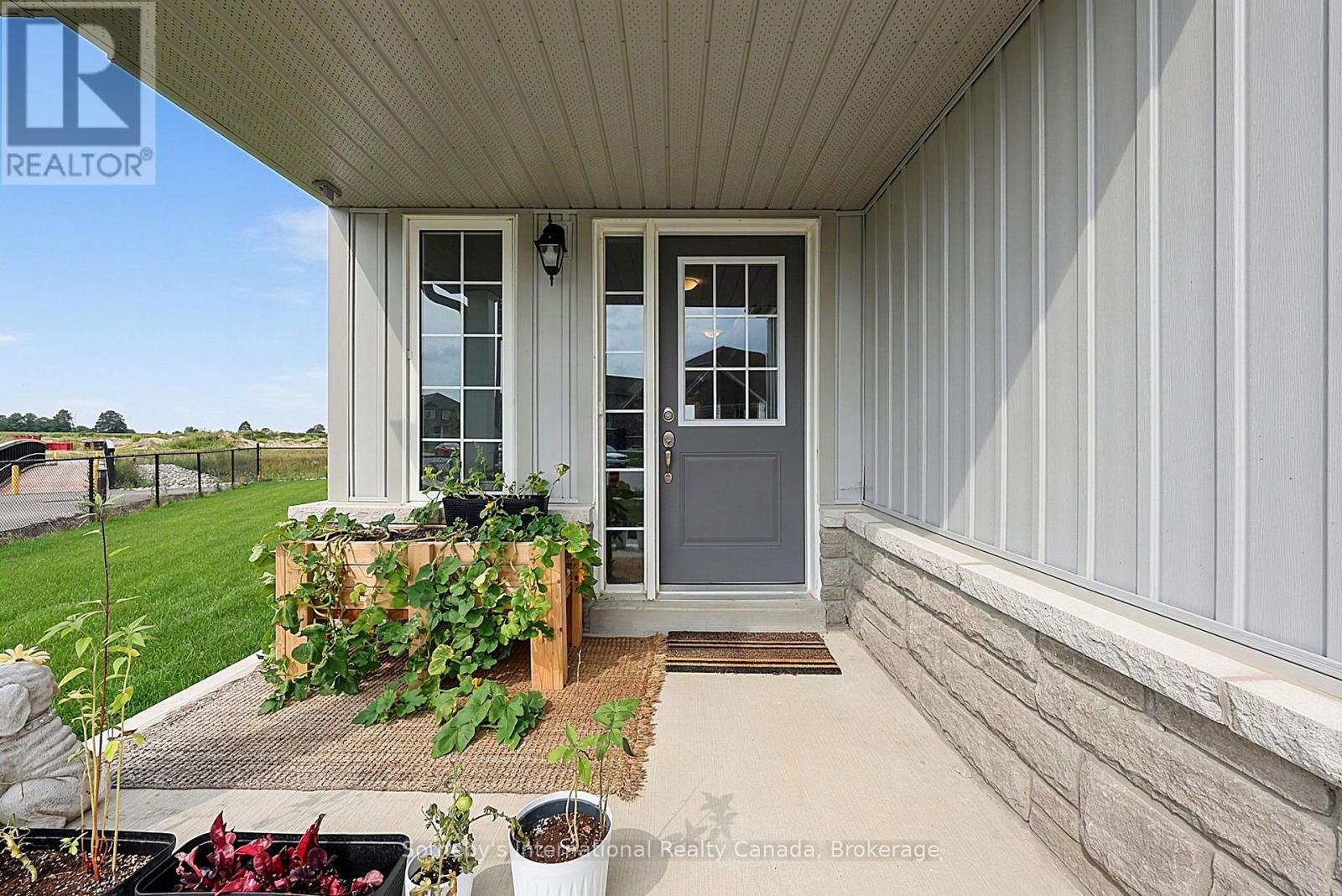 270 Springfield Crescent, Clearview, Ontario  L0M 1S0 - Photo 6 - S13660008