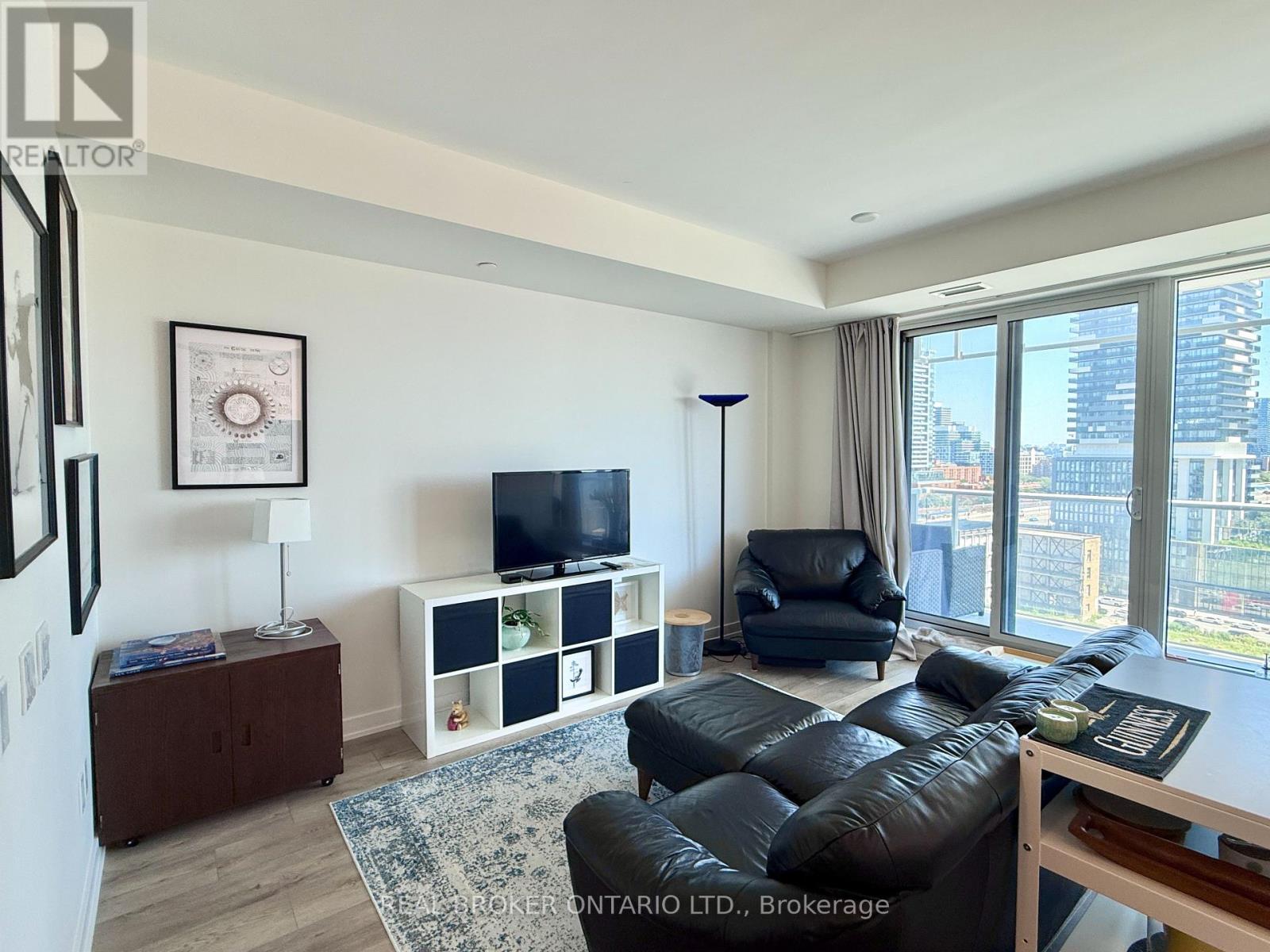1108 - 28 Freeland Street, Toronto, Ontario  M5E 0E3 - Photo 2 - C13660014
