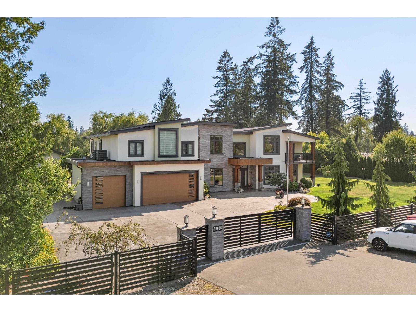 22998 74 Avenue, Langley, British Columbia  V2Y 2S2 - Photo 1 - R3154474