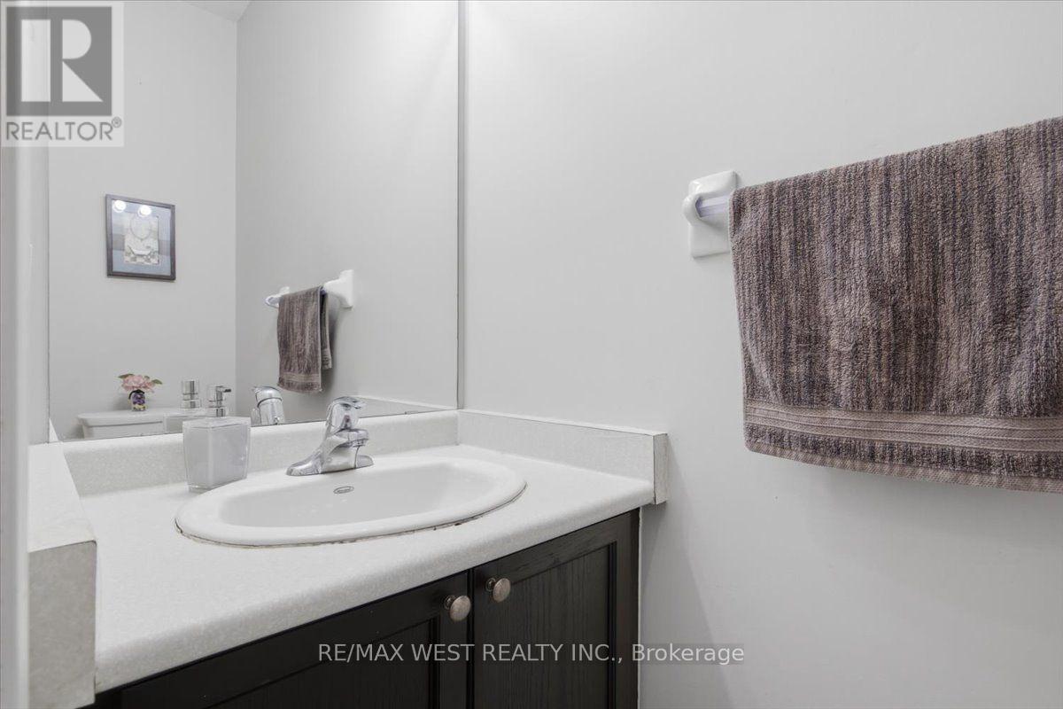 29 Stockell Crescent, Ajax, Ontario  L1T 0M4 - Photo 22 - E13659964