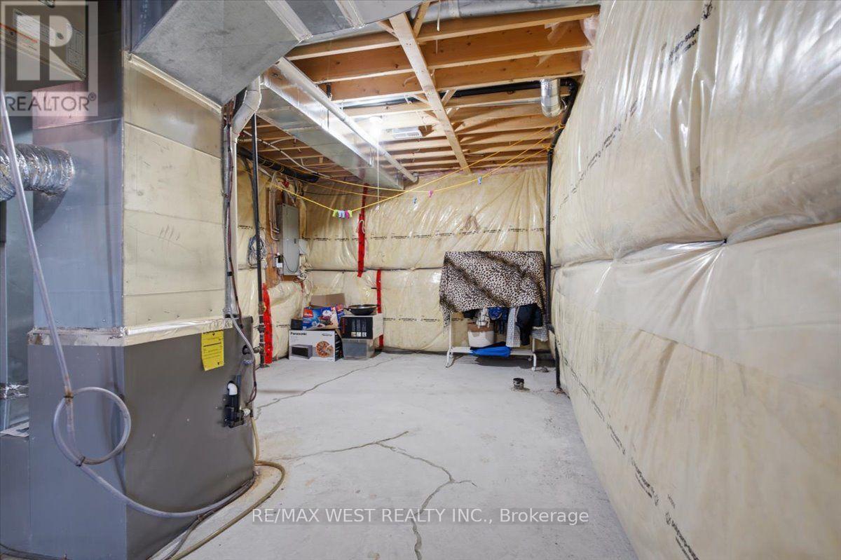 29 Stockell Crescent, Ajax, Ontario  L1T 0M4 - Photo 37 - E13659964