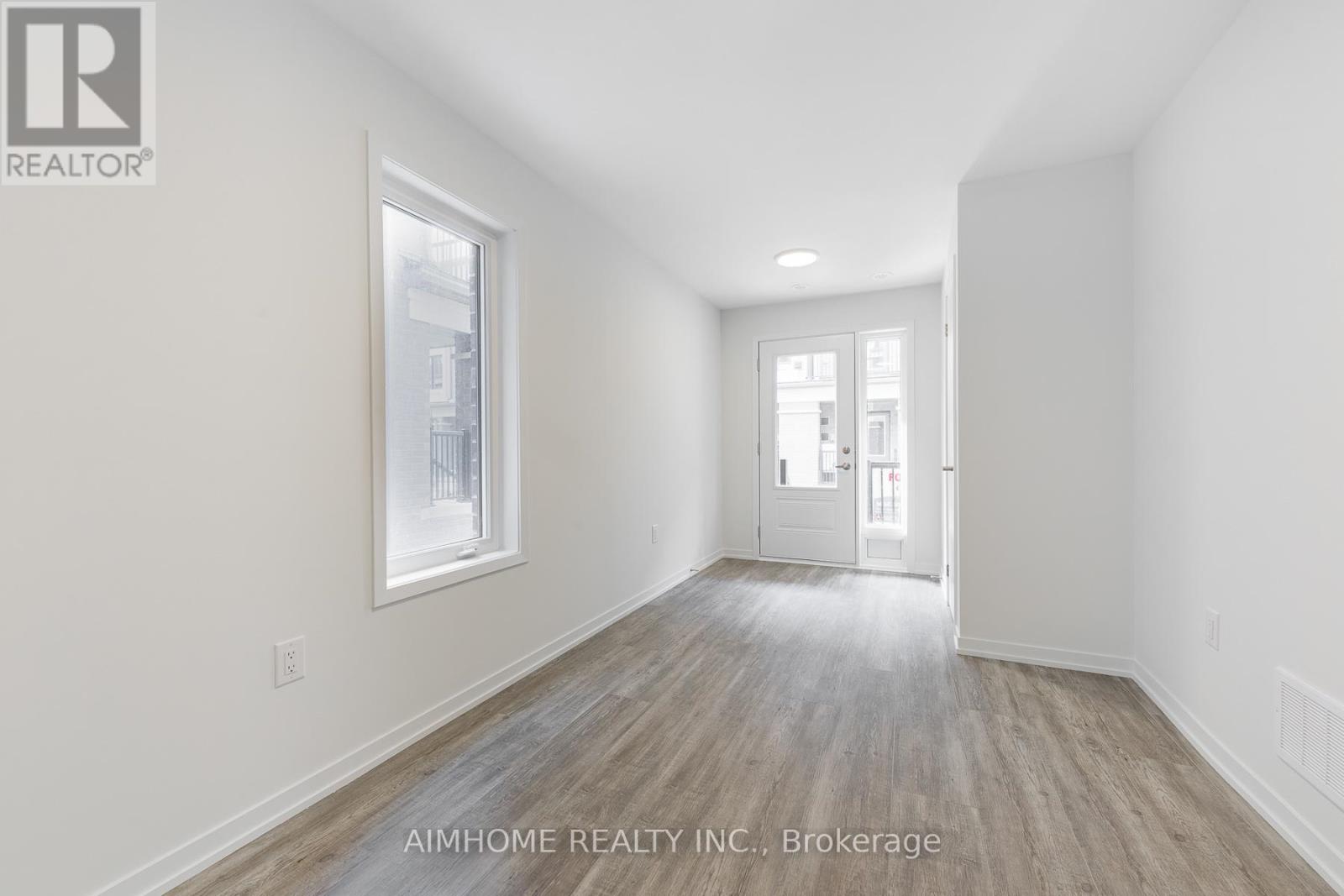 77 Matawin Lane, Richmond Hill, Ontario  L4B 3X9 - Photo 5 - N13659974