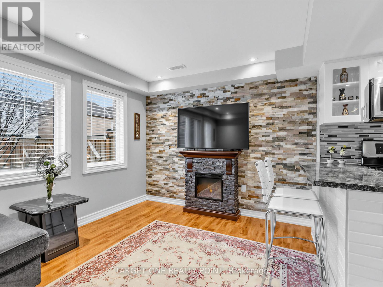 39 Riding Mountain Drive, Richmond Hill, Ontario  L4E 0V4 - Photo 35 - N13660004