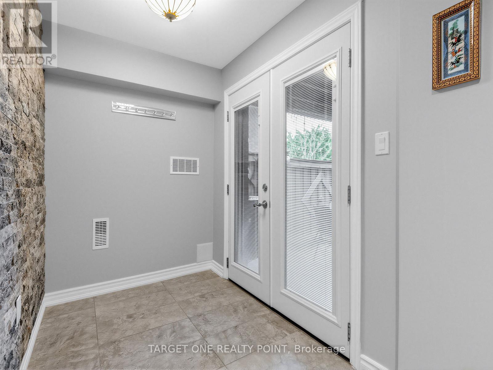 39 Riding Mountain Drive, Richmond Hill, Ontario  L4E 0V4 - Photo 39 - N13660004