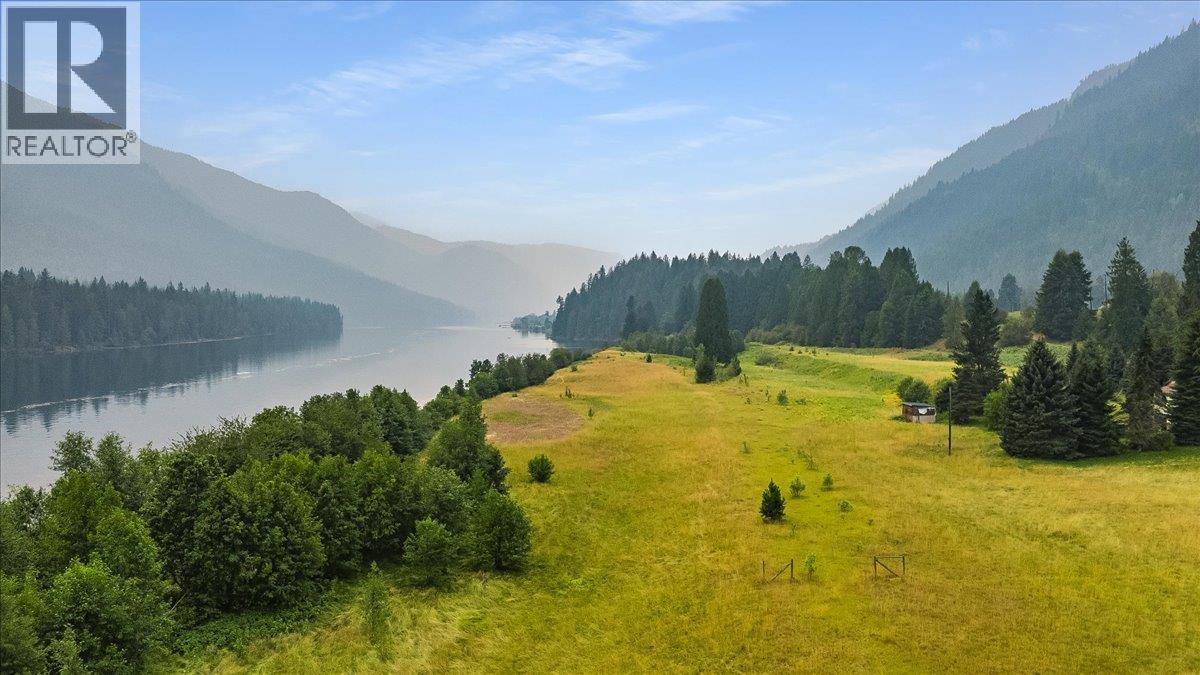 1864 Highway 3a, Castlegar, British Columbia  V1N 4N6 - Photo 15 - 10397290