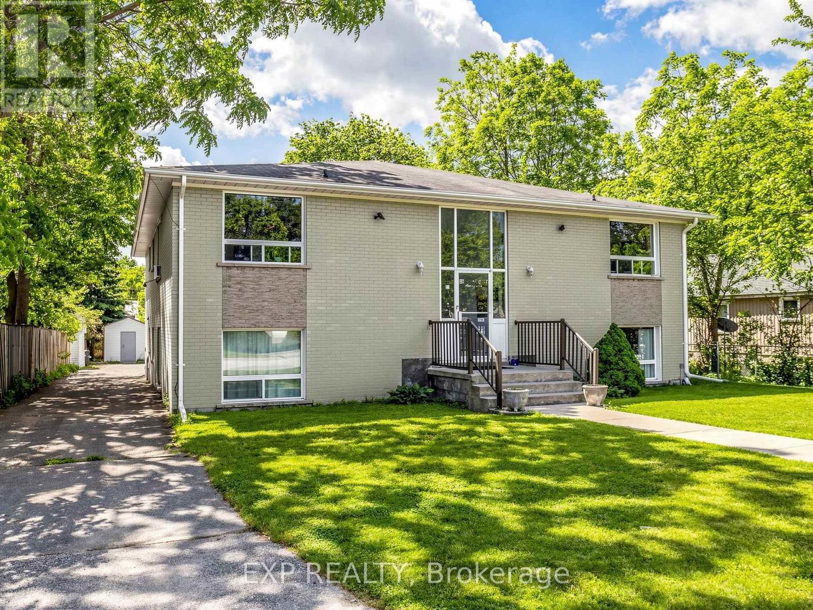 89 Donald Street, Barrie, Ontario  L4N 1E6 - Photo 2 - S13659982