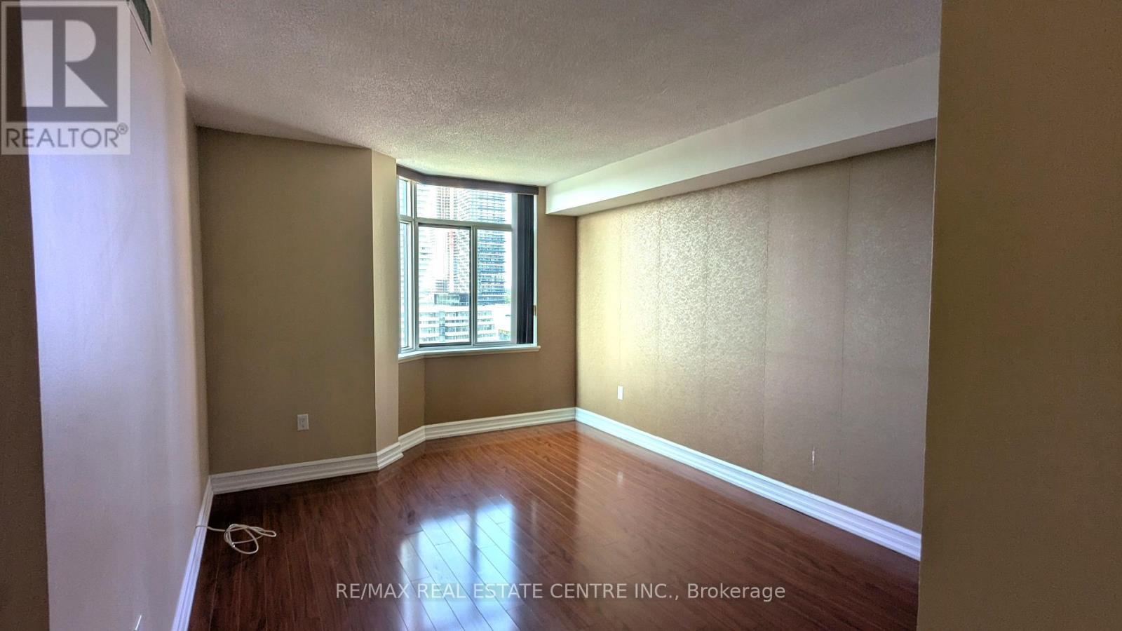 1515 - 300 Webb Drive, Mississauga, Ontario  L5B 3W3 - Photo 18 - W13660046