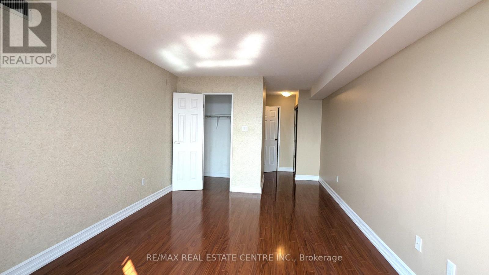 1515 - 300 Webb Drive, Mississauga, Ontario  L5B 3W3 - Photo 23 - W13660046
