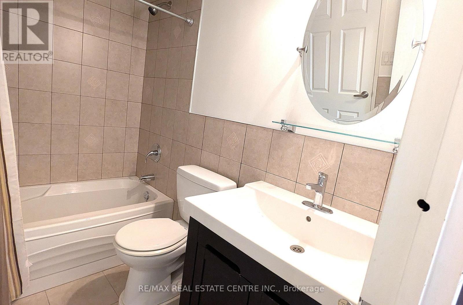 1515 - 300 Webb Drive, Mississauga, Ontario  L5B 3W3 - Photo 25 - W13660046