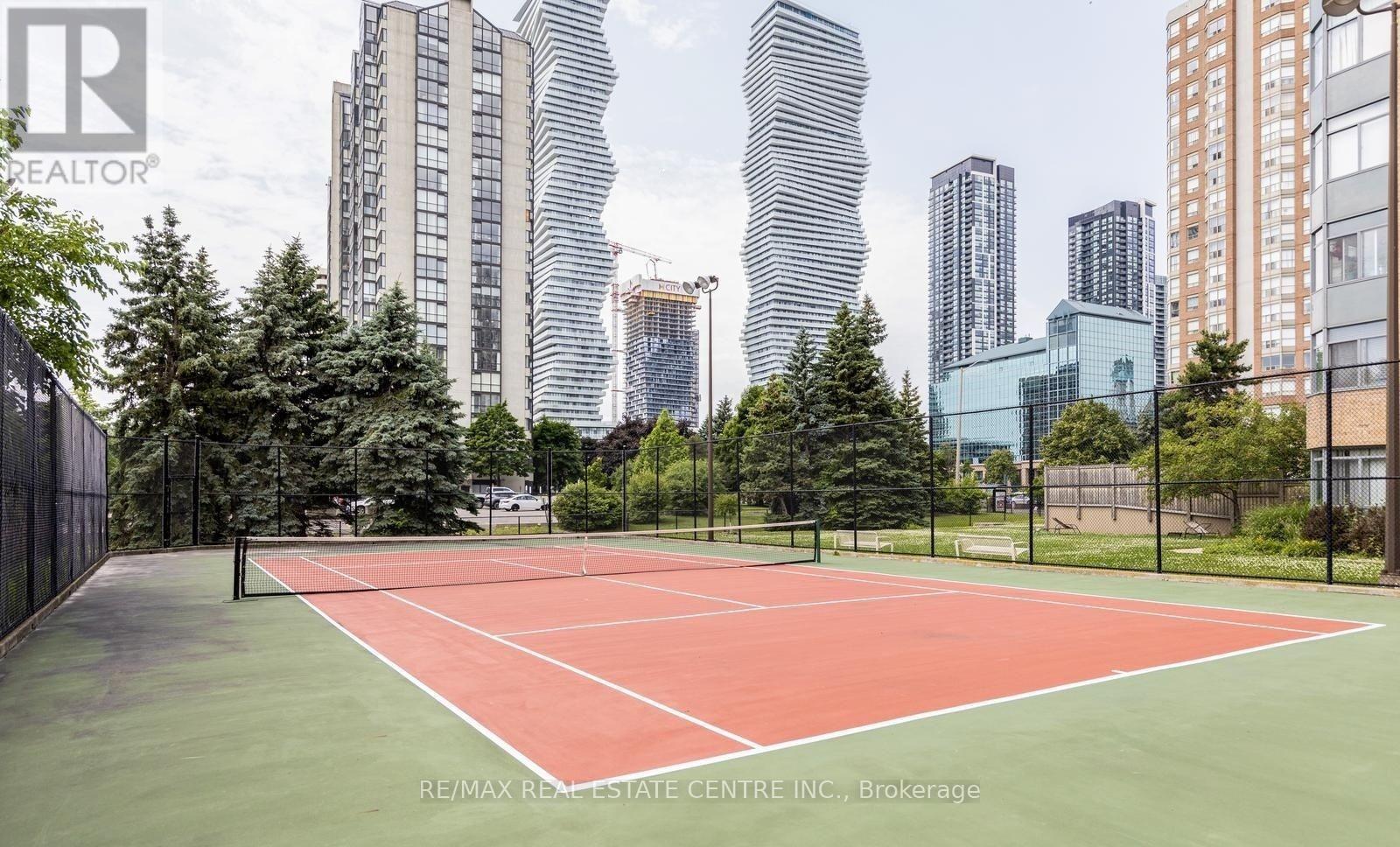 1515 - 300 Webb Drive, Mississauga, Ontario  L5B 3W3 - Photo 36 - W13660046