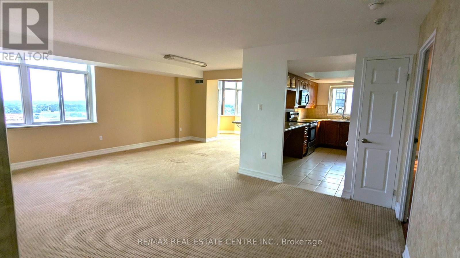 1515 - 300 Webb Drive, Mississauga, Ontario  L5B 3W3 - Photo 5 - W13660046