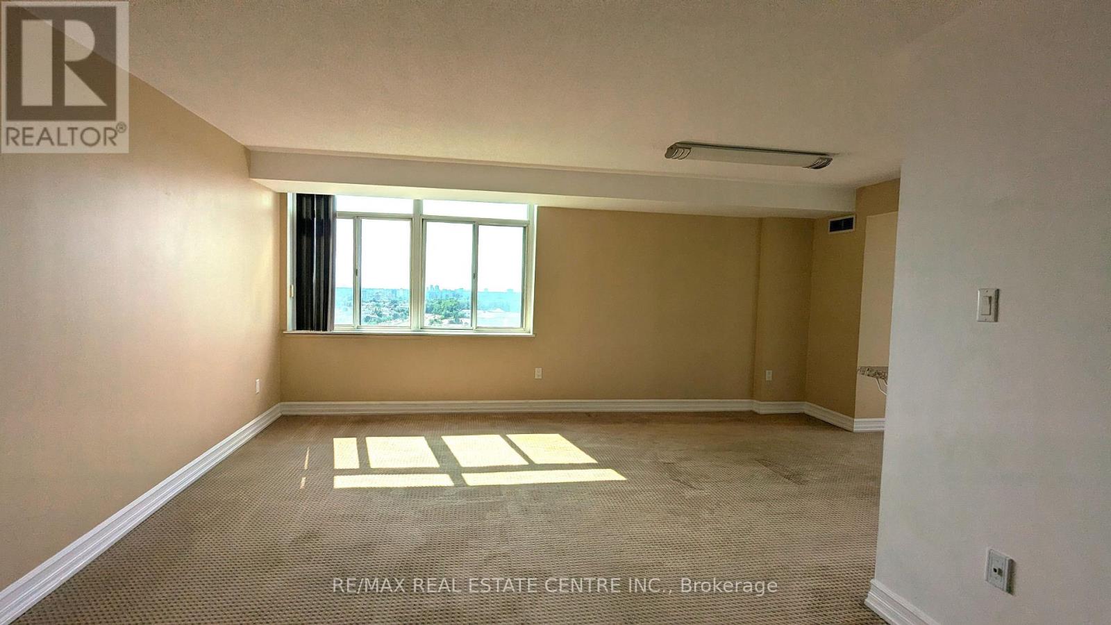 1515 - 300 Webb Drive, Mississauga, Ontario  L5B 3W3 - Photo 6 - W13660046
