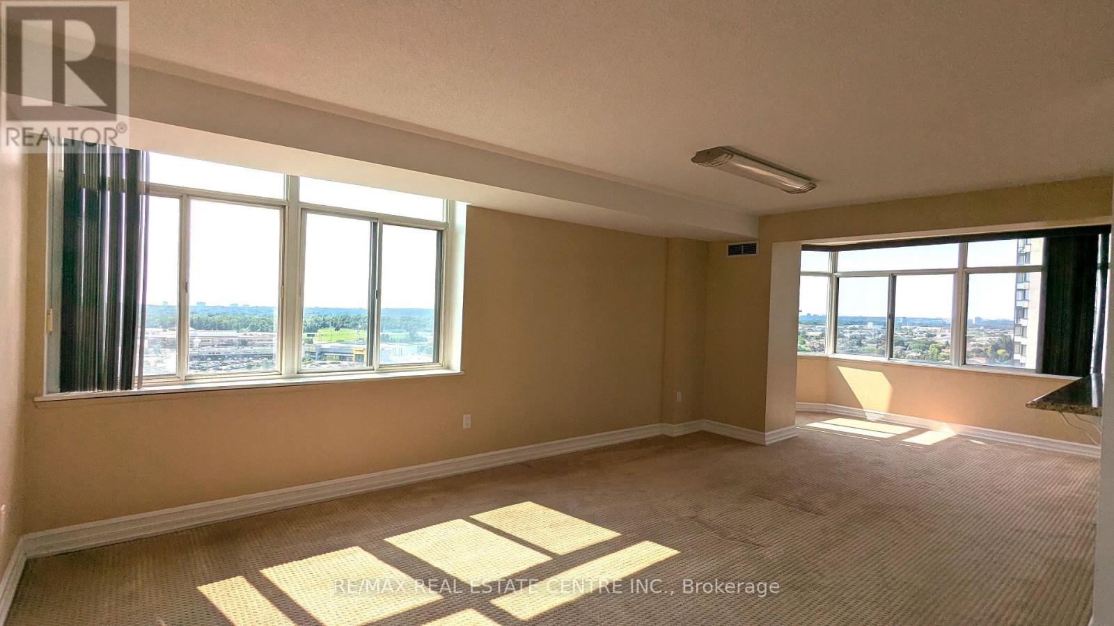 1515 - 300 Webb Drive, Mississauga, Ontario  L5B 3W3 - Photo 8 - W13660046
