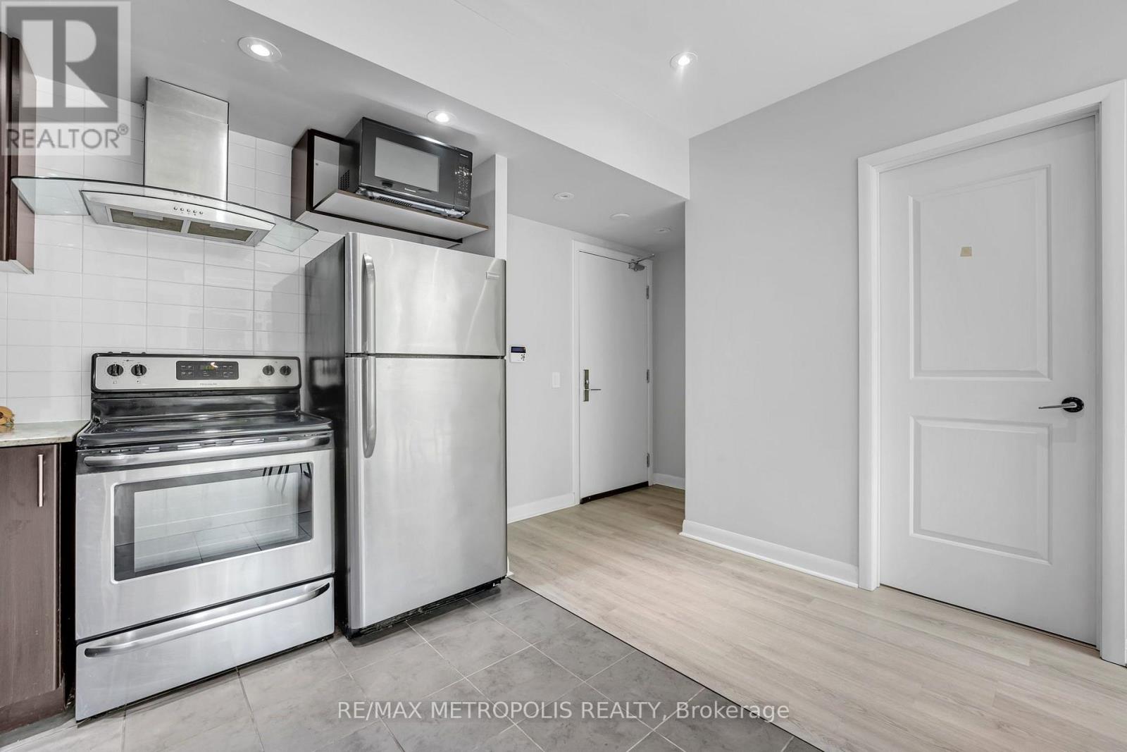 180 Borough Drive, Toronto, Ontario  M1P 0B5 - Photo 21 - E13659596