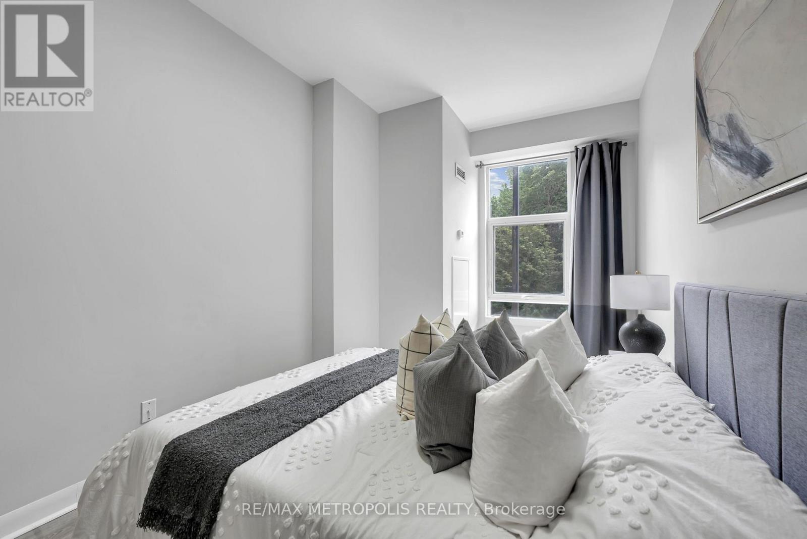 180 Borough Drive, Toronto, Ontario  M1P 0B5 - Photo 32 - E13659596