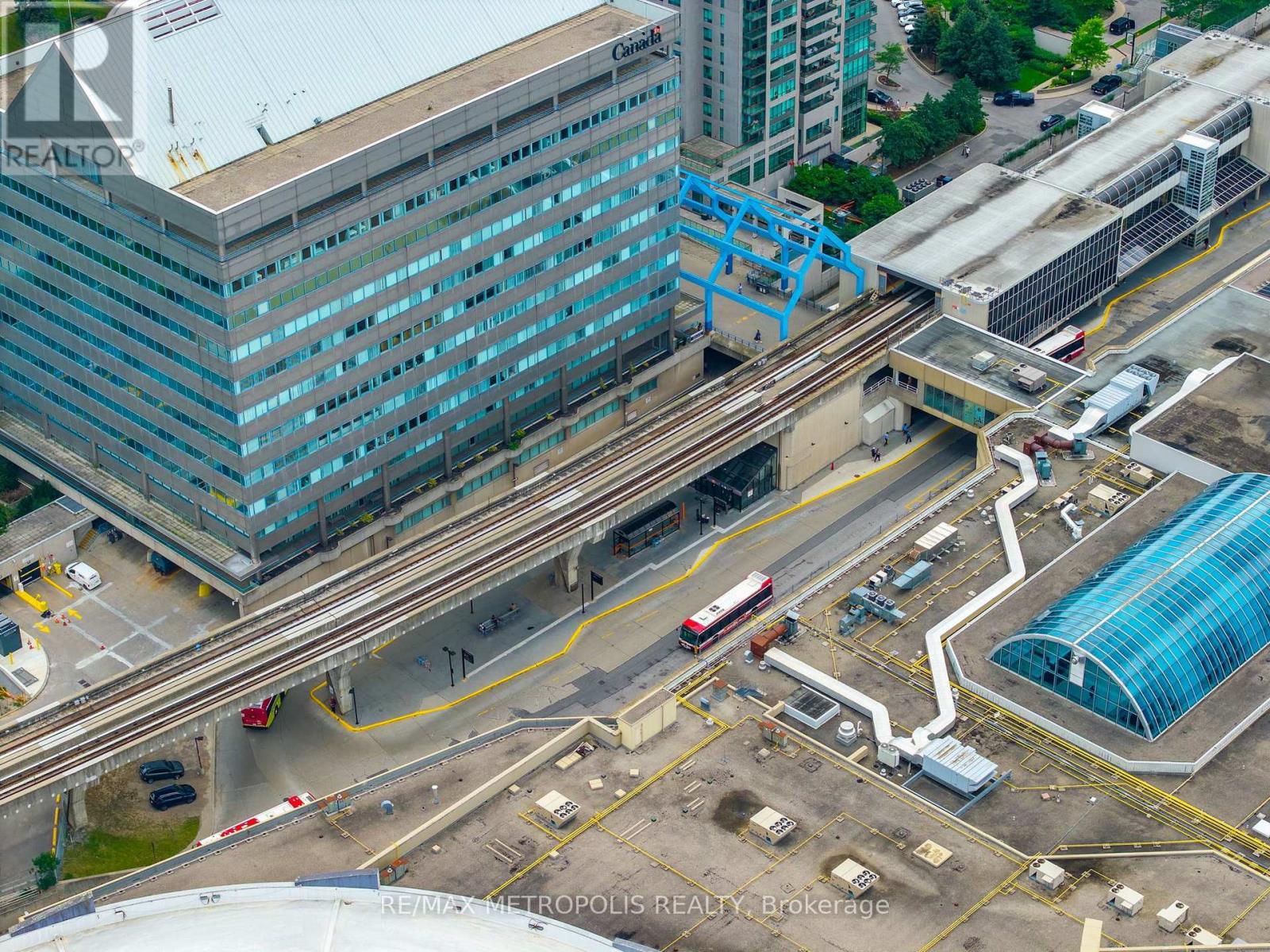 180 Borough Drive, Toronto, Ontario  M1P 0B5 - Photo 43 - E13659596