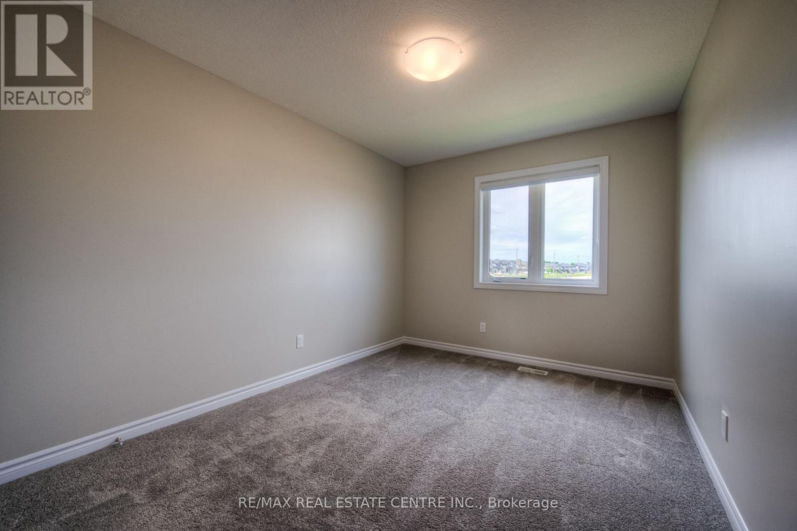 309 Bradshaw Drive, Stratford, Ontario  N5A 0K2 - Photo 12 - X13659976