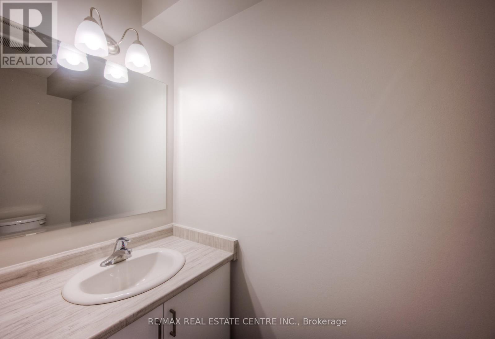 309 Bradshaw Drive, Stratford, Ontario  N5A 0K2 - Photo 7 - X13659976