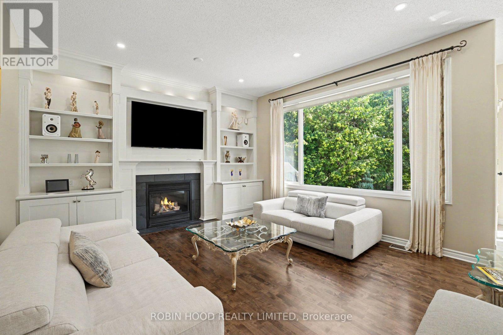 92 Broughton Street, Kanata, Ontario  K2K 3N4 - Photo 15 - X13660000