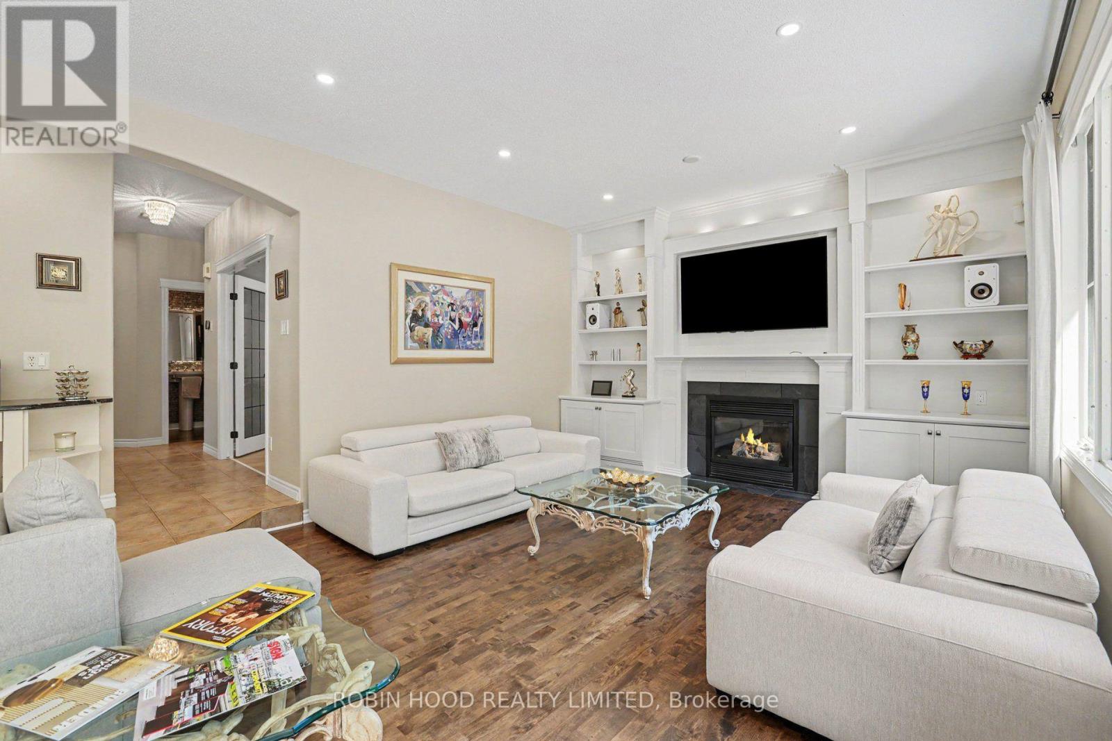 92 Broughton Street, Kanata, Ontario  K2K 3N4 - Photo 17 - X13660000