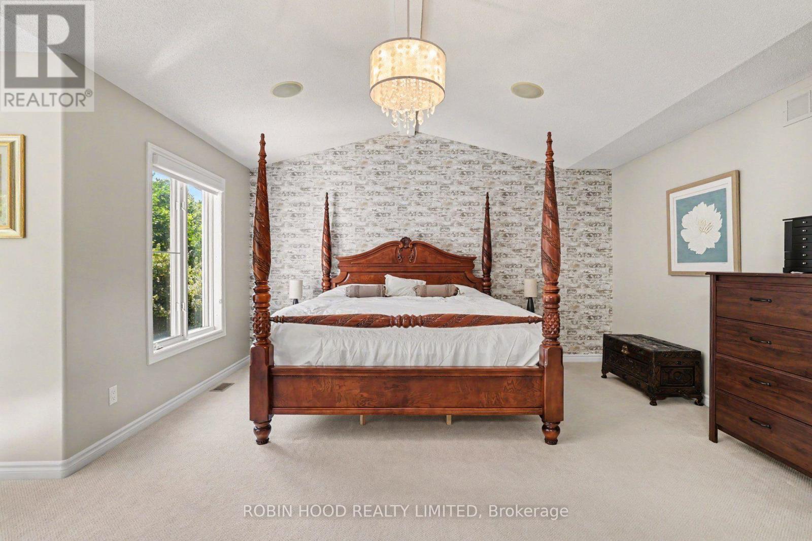 92 Broughton Street, Kanata, Ontario  K2K 3N4 - Photo 22 - X13660000
