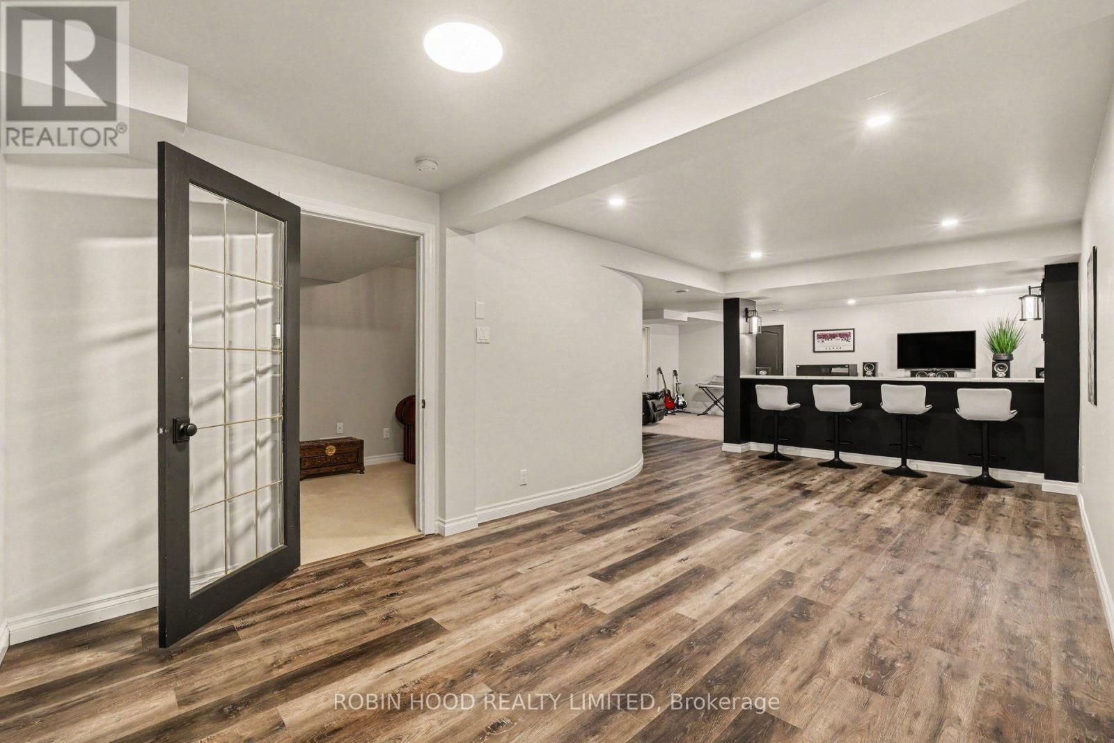 92 Broughton Street, Kanata, Ontario  K2K 3N4 - Photo 35 - X13660000
