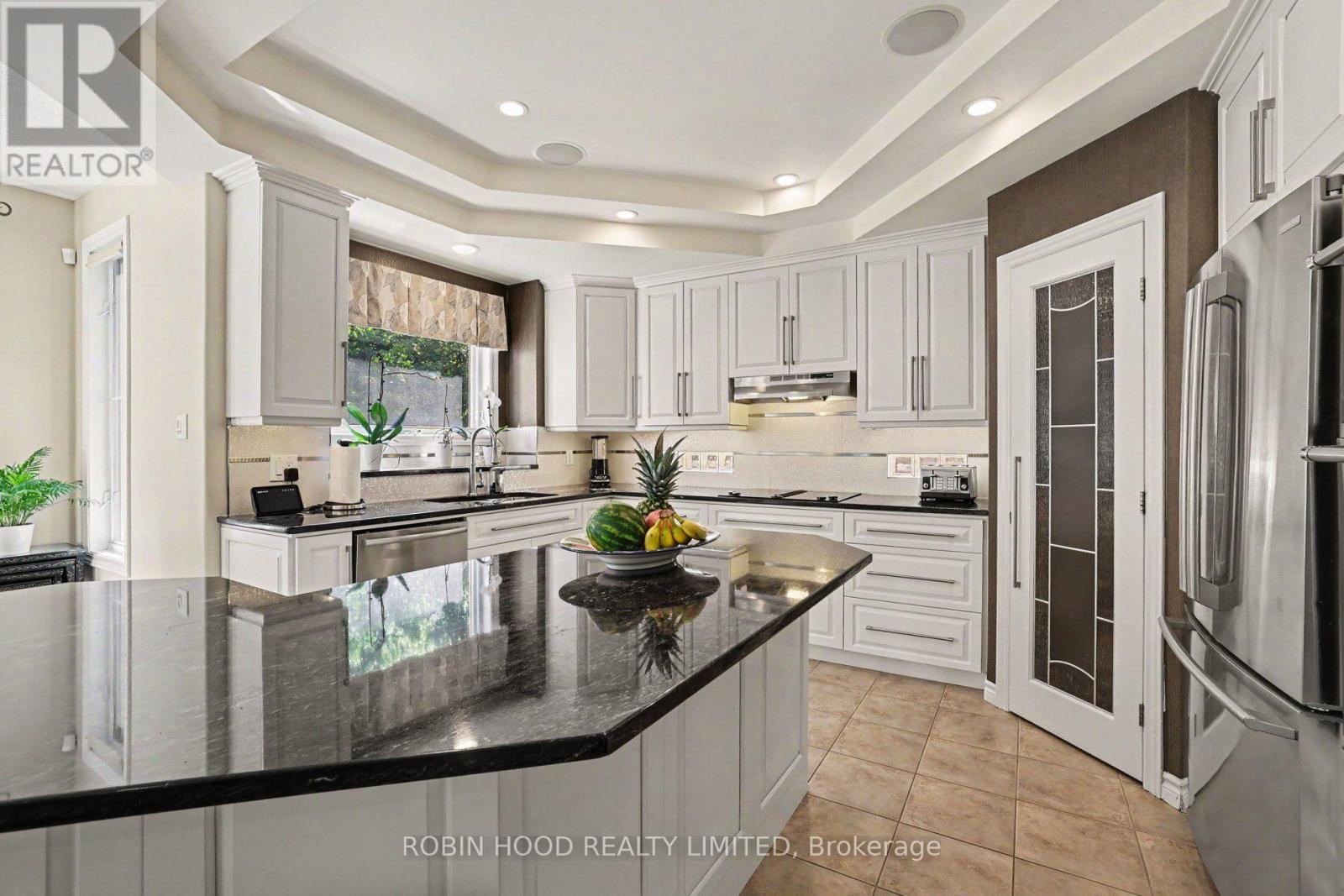 92 Broughton Street, Kanata, Ontario  K2K 3N4 - Photo 9 - X13660000
