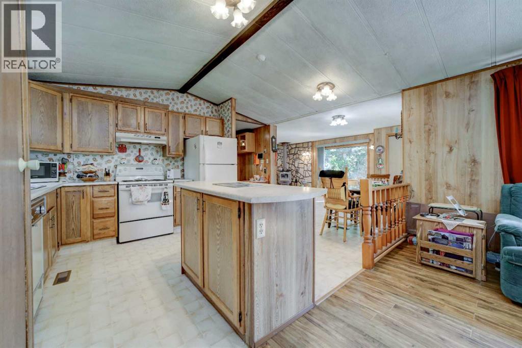 5670 16 Avenue, Coleman, Alberta  T0K 0M0 - Photo 15 - A2328517