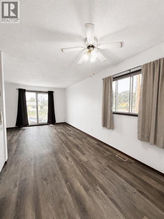 4801, 4805 52 Street, Olds, Alberta  T4H 1G2 - Photo 10 - A2331220