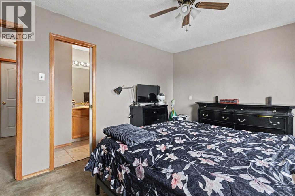311 Erin Circle SE, Calgary, Alberta  T2B 3J1 - Photo 14 - A2334235