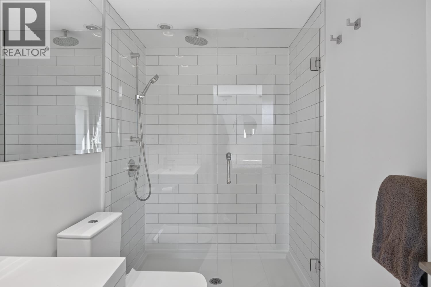 305 1647 E Pender Street, Vancouver, British Columbia V5L 1W2 - Photo 16 - R3154441