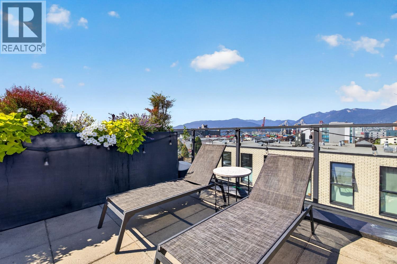 305 1647 E Pender Street, Vancouver, British Columbia V5L 1W2 - Photo 25 - R3154441