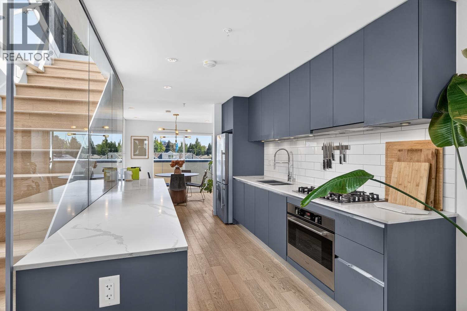 305 1647 E Pender Street, Vancouver, British Columbia V5L 1W2 - Photo 5 - R3154441