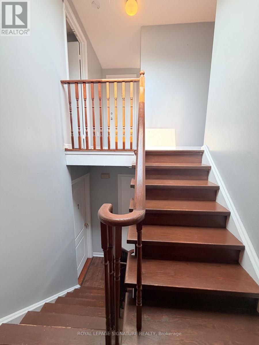 Main And Upper - 41 Broadbridge Drive, Toronto, Ontario  M1C 3K5 - Photo 19 - E13659702
