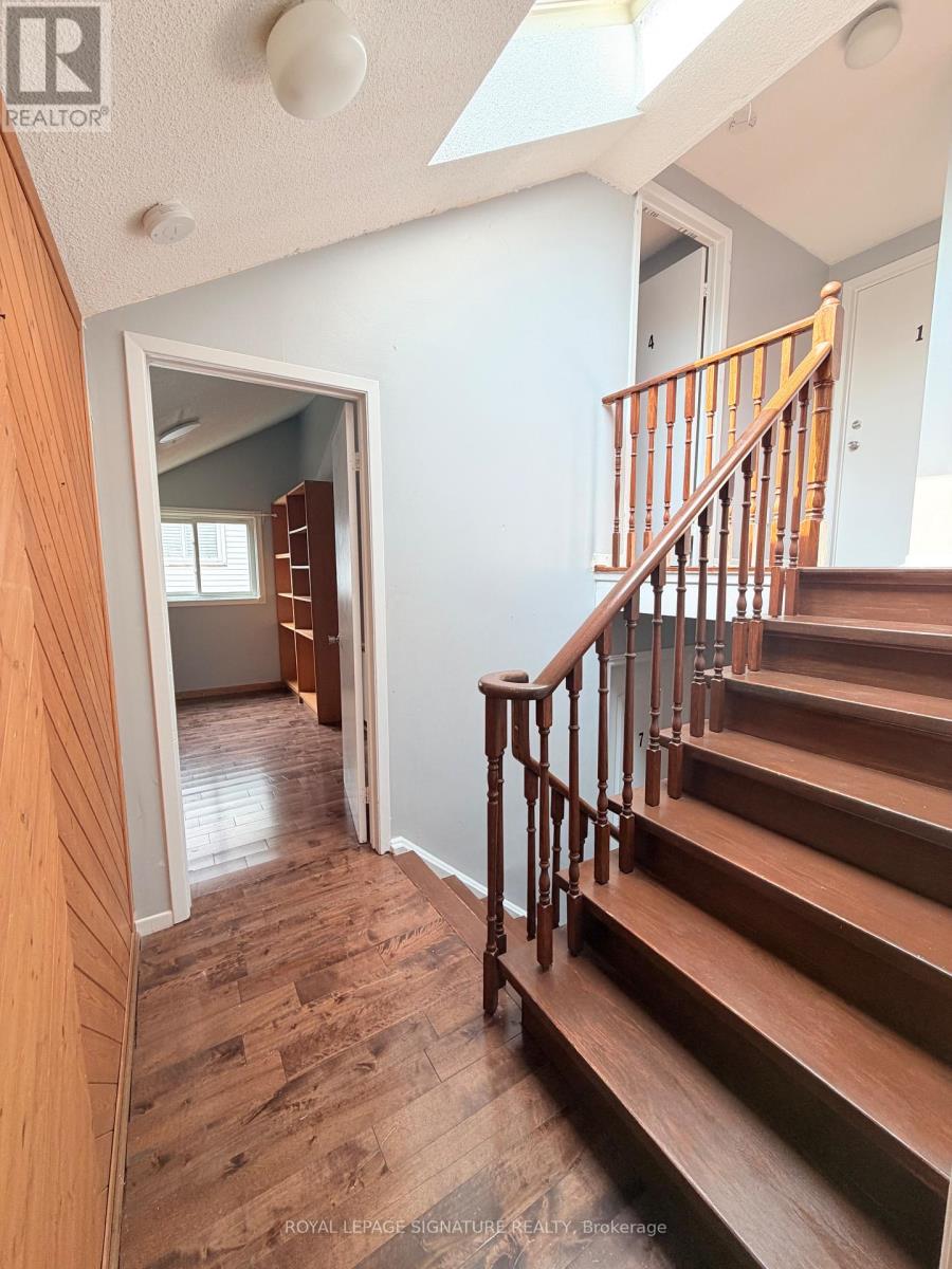 Main And Upper - 41 Broadbridge Drive, Toronto, Ontario  M1C 3K5 - Photo 18 - E13659702