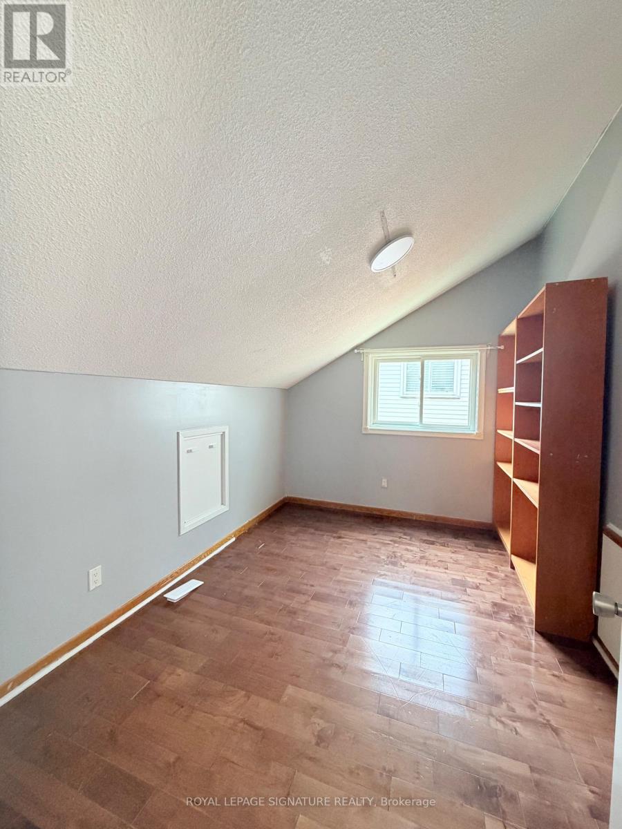 Main And Upper - 41 Broadbridge Drive, Toronto, Ontario  M1C 3K5 - Photo 16 - E13659702