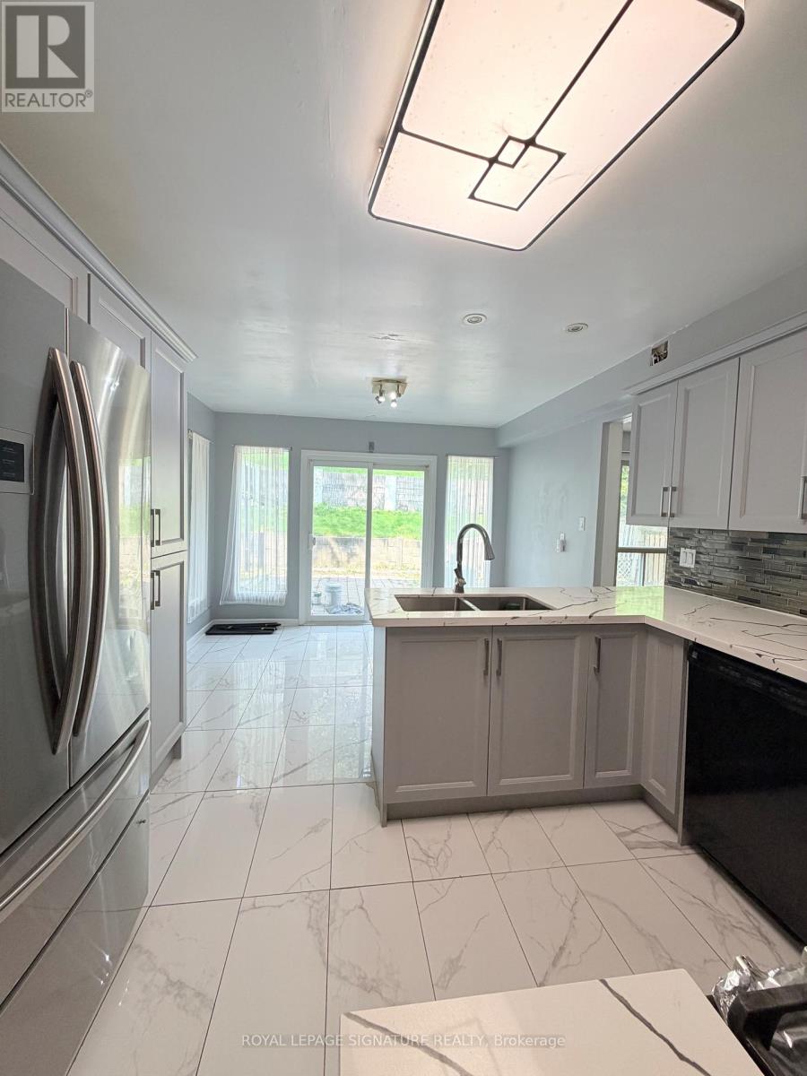 Main And Upper - 41 Broadbridge Drive, Toronto, Ontario  M1C 3K5 - Photo 39 - E13659702