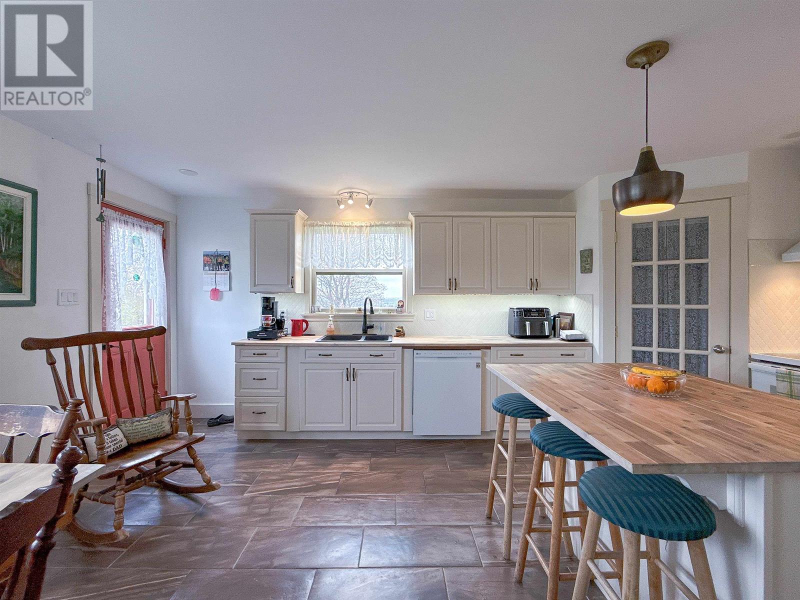 10628 Trans Canada Highway, Mount Herbert, Prince Edward Island  C1B 0T3 - Photo 10 - 202611740
