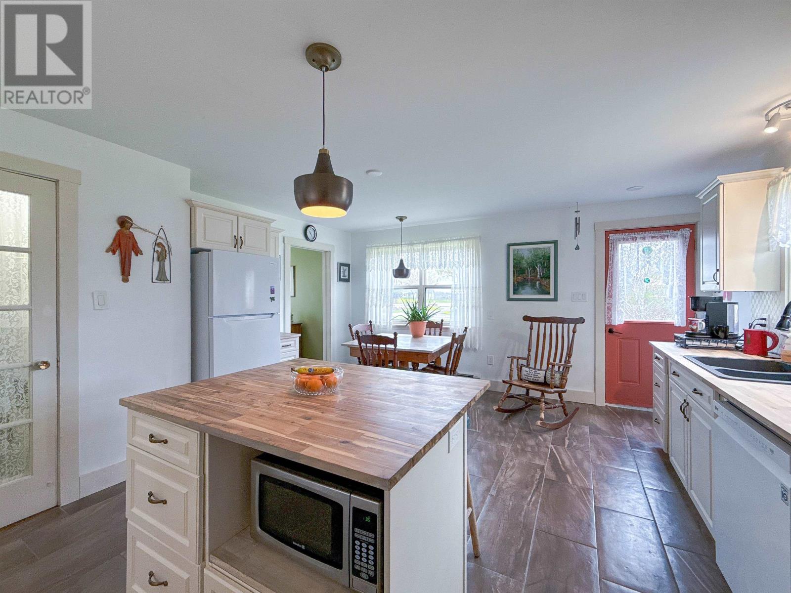 10628 Trans Canada Highway, Mount Herbert, Prince Edward Island  C1B 0T3 - Photo 8 - 202611740