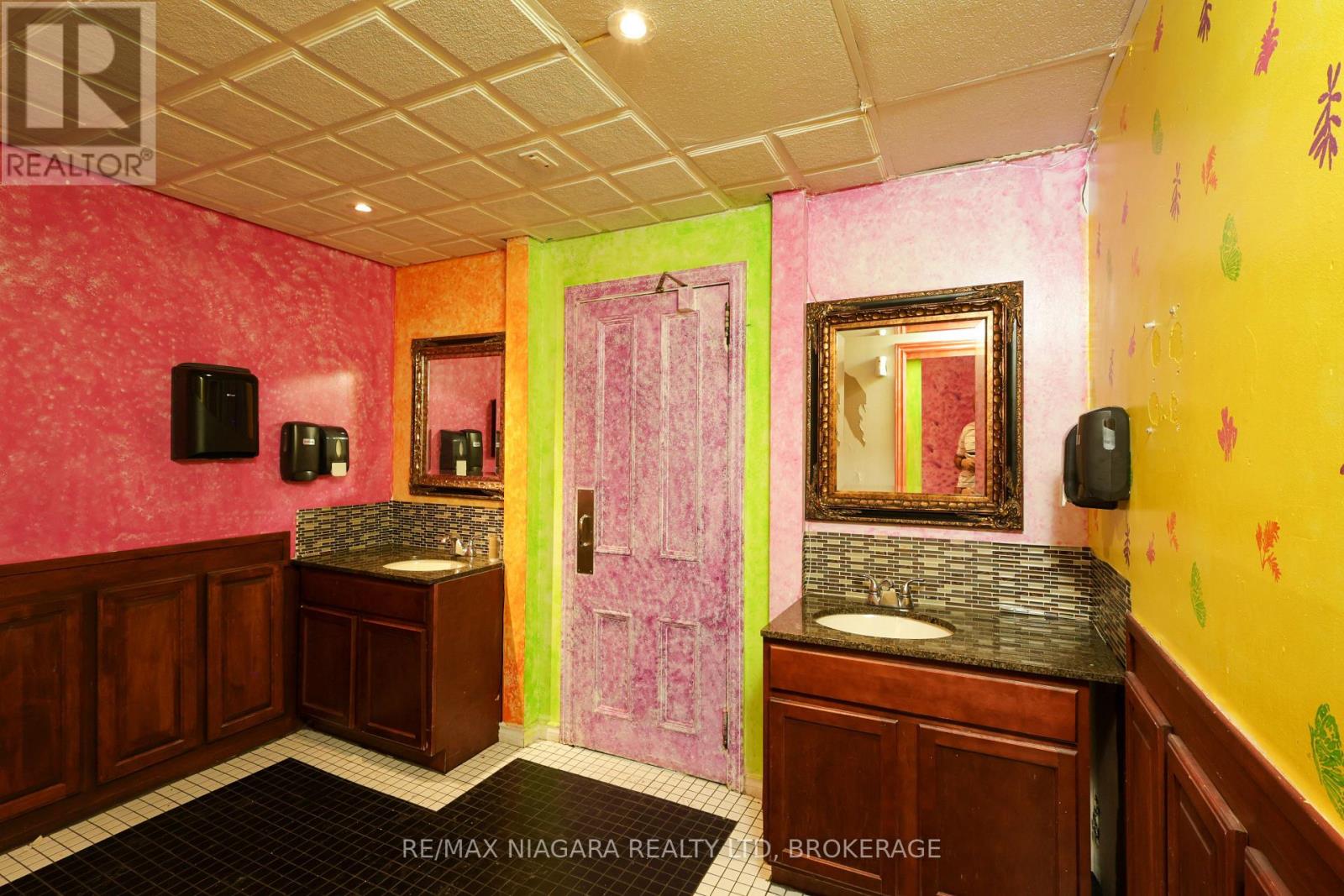22 Academy Street, St. Catharines, Ontario  L2R 4Z6 - Photo 20 - X13659796