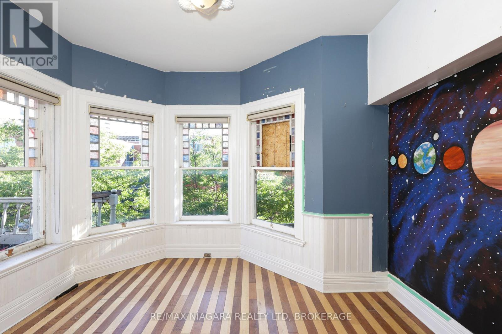22 Academy Street, St. Catharines, Ontario  L2R 4Z6 - Photo 31 - X13659796